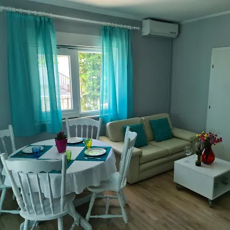 Διαμέρισμα Nevenka Τρογκίρ