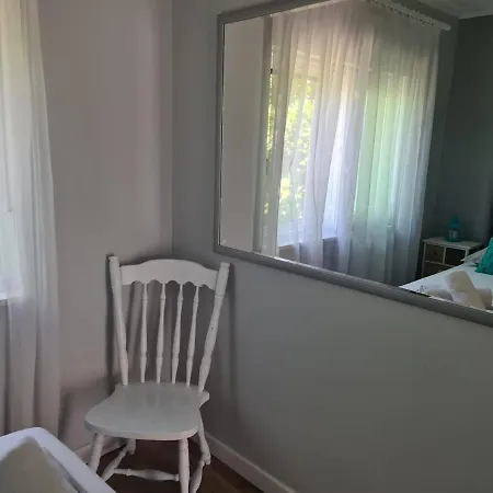 Nevenka Τρογκίρ