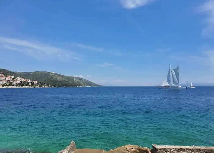 شقة Nevenka تروغير