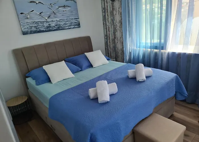 Nevenka شقة تروغير